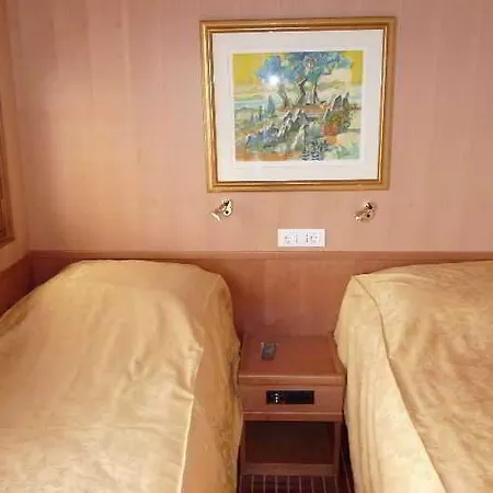 Hotel Cruise From Dubrovnik On M/y Dalvin